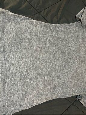 Forever 21 Gray Short Sleeve Tee